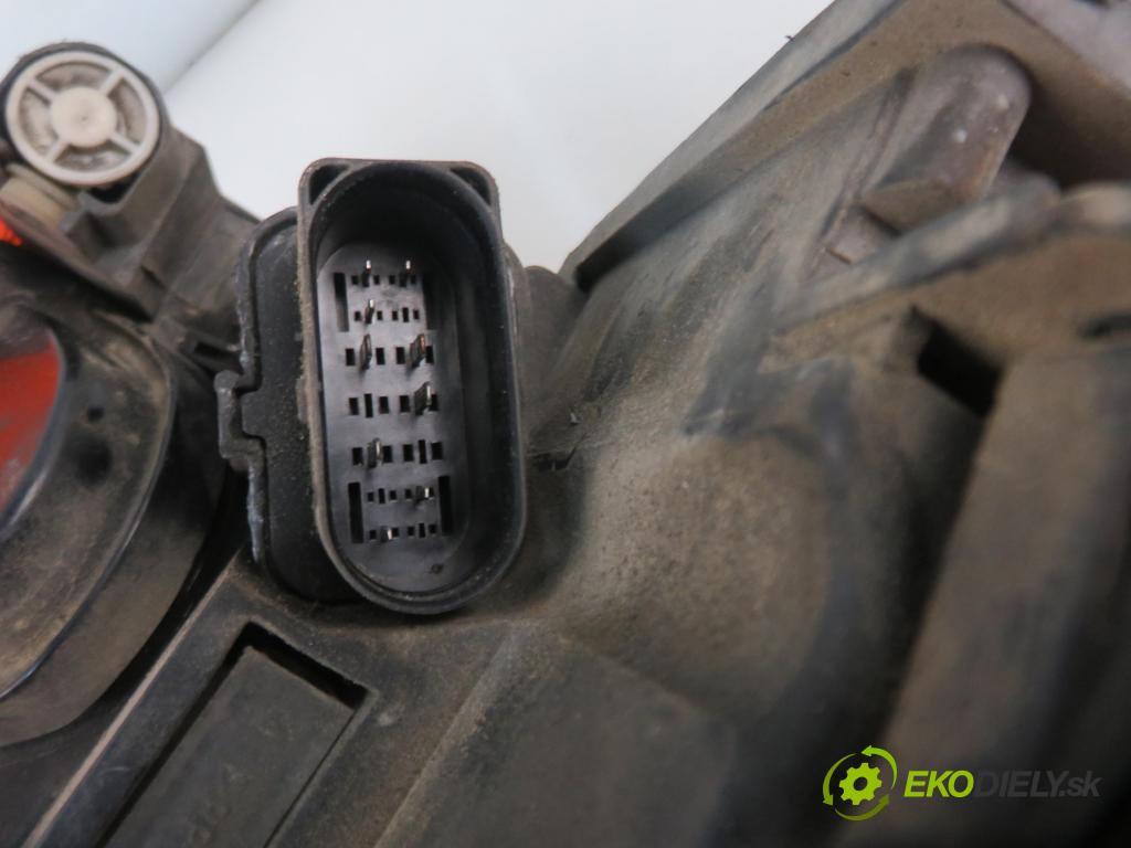 VW PASSAT B6 Variant (3C5) KOMBI 2006 103,00 2.0 TDI 16V - BKP 1968,00 Svetlo LP 3C0941751G