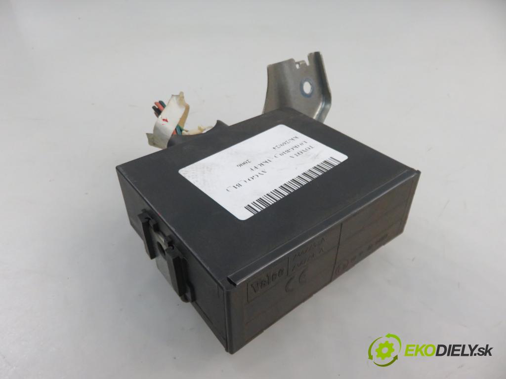 TOYOTA AYGO (_B1_) HB 2006 50,00 1.0 68 - 1KR-FE 998,00 MODUL komfortu 897400H01000