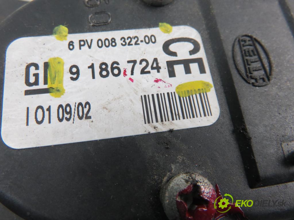 OPEL VECTRA C (Z02) SEDAN 2002 90,00 1.8 16V 122 - Z 18 XE 1796,00 Potenciometer plynového pedálu 9186724CE ; 6PV00832200 (Pedále)