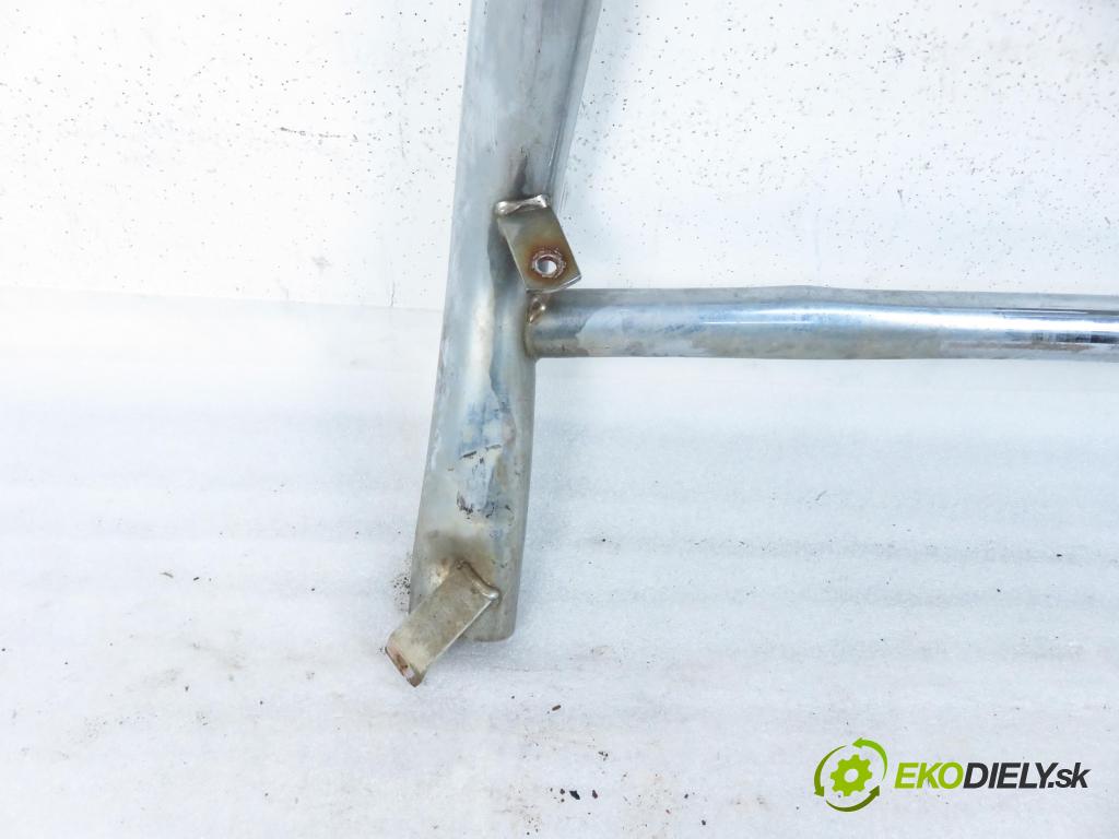 NISSAN X-TRAIL (T30) SUV 2003 84,00 2.2 Di 4x4 - YD22ETI 2184,00 POTRUBIE: