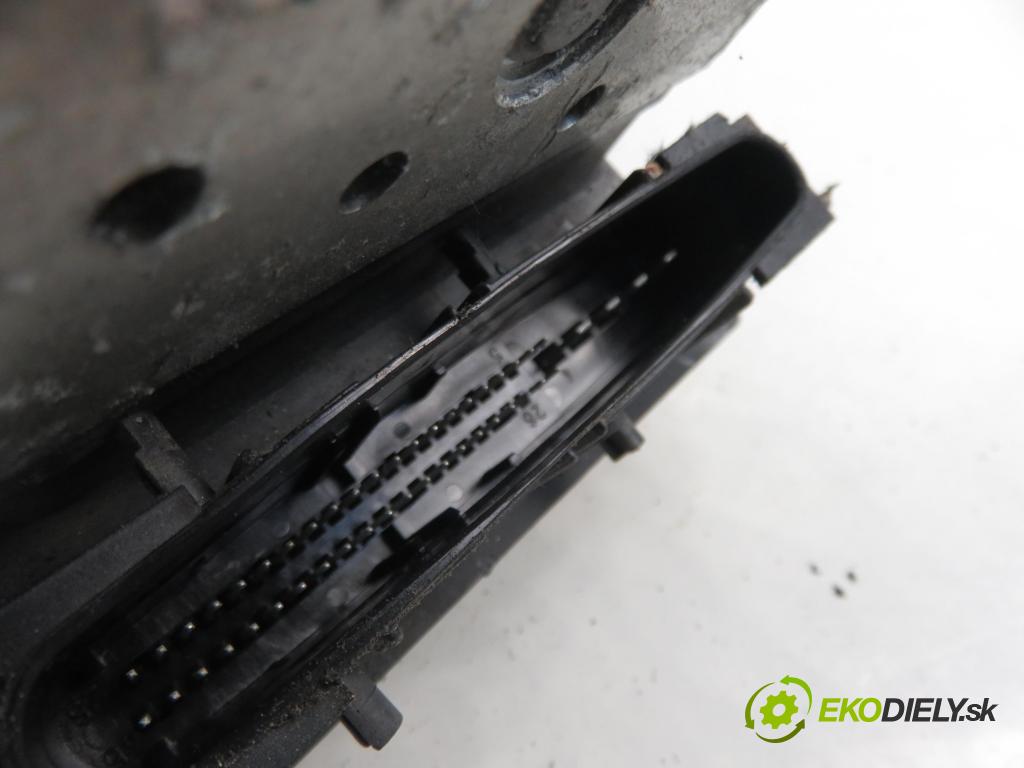 RENAULT MEGANE II (BM0/1_, CM0/1_) HB 2003 83,00 1.6 16V 113 - K4M 760 1598,00 Pumpa ABS 0265950335 (Pumpy ABS)