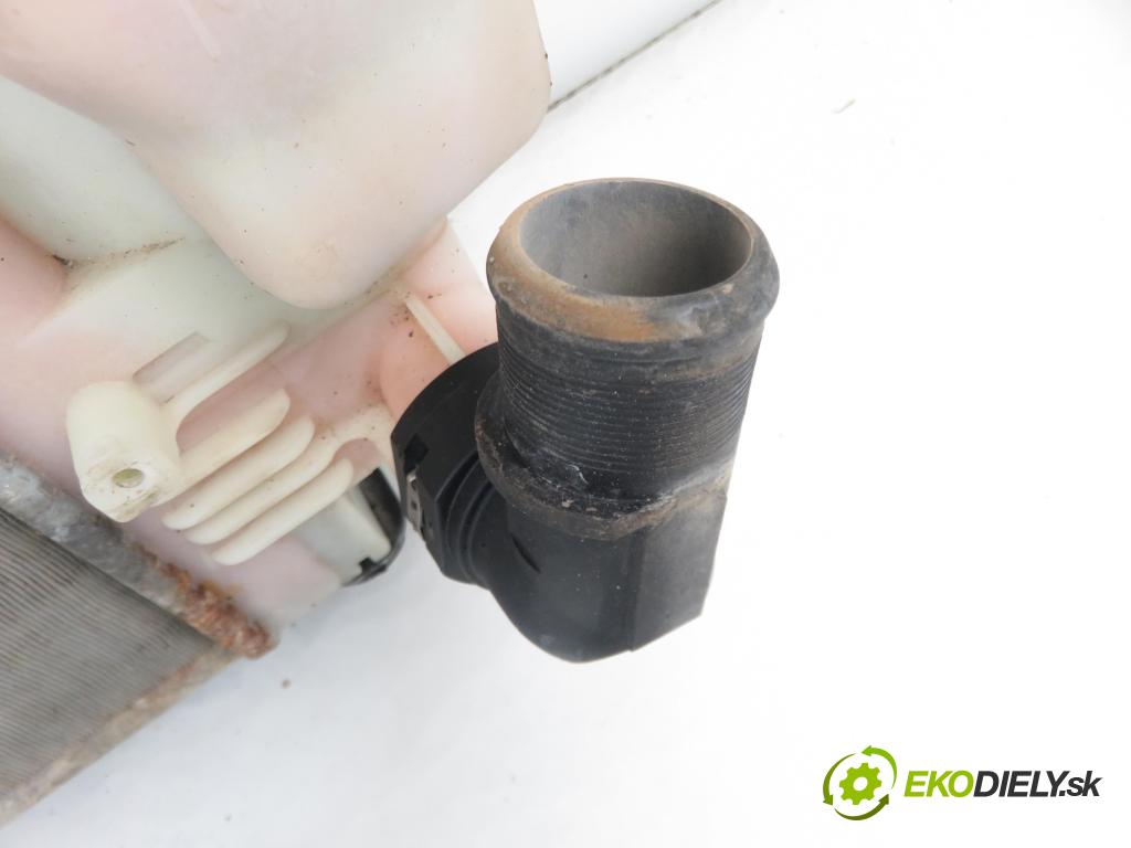FIAT PANDA (169_) HB 2007 40,00 1.1 54 - 187 A1.000 1108,00 chladič vody