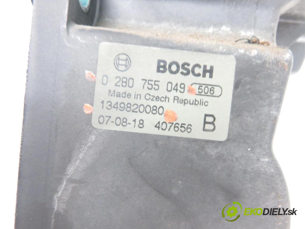 PEUGEOT BOXER Skrzynia FURGON 2007 116,00 3.0 HDi 160 - F1CE0481D (F30DT) 2999,00 Potenciometer plynového pedálu 0280755049 ; 1349820080 (Pedále)