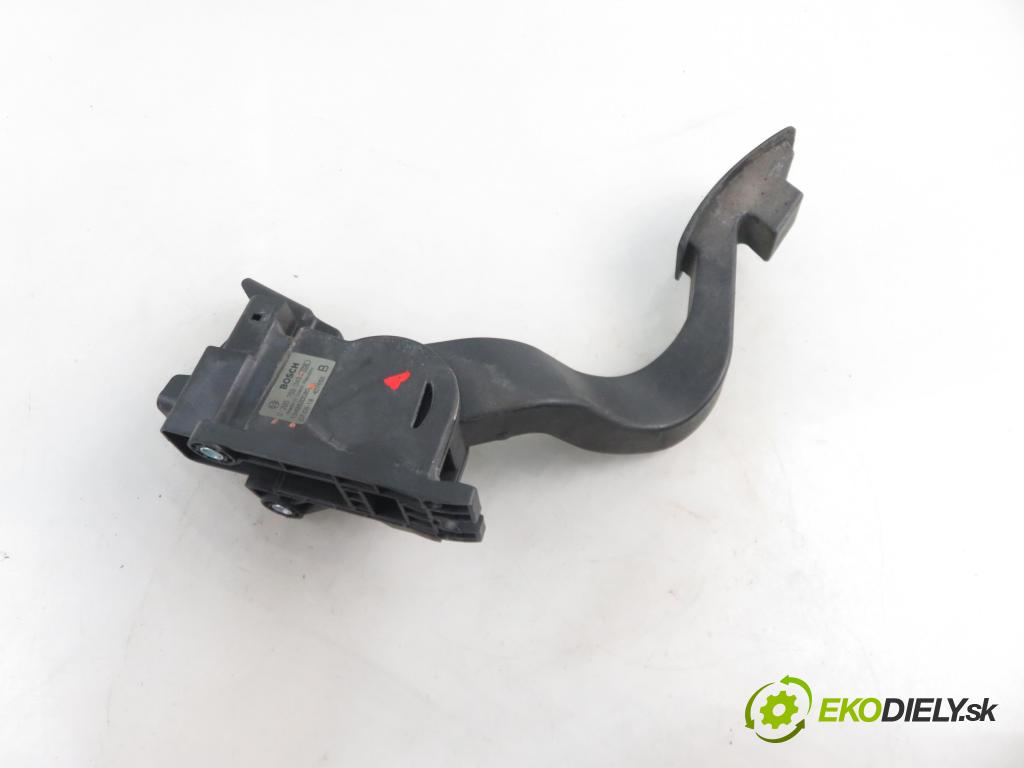 PEUGEOT BOXER Skrzynia FURGON 2007 116,00 3.0 HDi 160 - F1CE0481D (F30DT) 2999,00 Potenciometer plynového pedálu 0280755049 ; 1349820080 (Pedále)