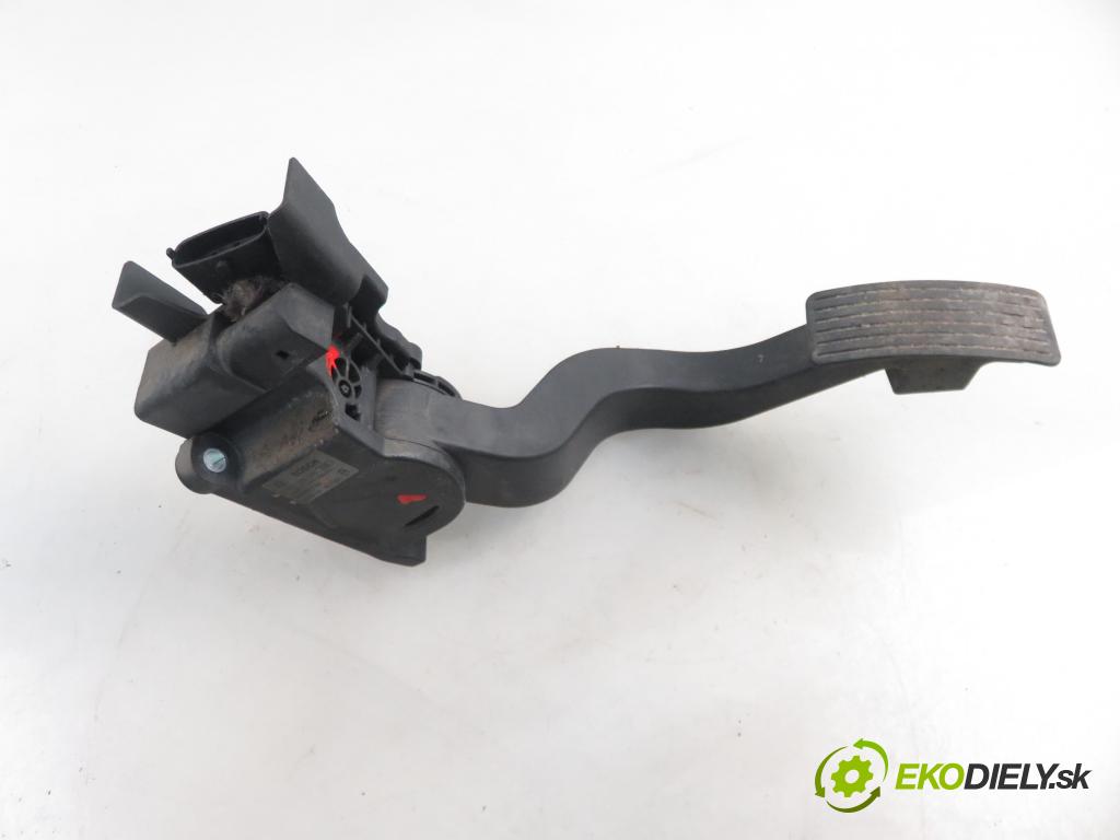 PEUGEOT BOXER Skrzynia FURGON 2007 116,00 3.0 HDi 160 - F1CE0481D (F30DT) 2999,00 Potenciometer plynového pedálu 0280755049 ; 1349820080 (Pedále)