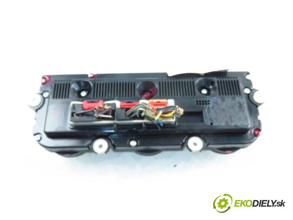 VW TOURAN (1T1, 1T2) HB 2004 100,00 2.0 TDI PD 16V 136 - AZV 1968,00 Panel kúrenia KLIMATRONIK