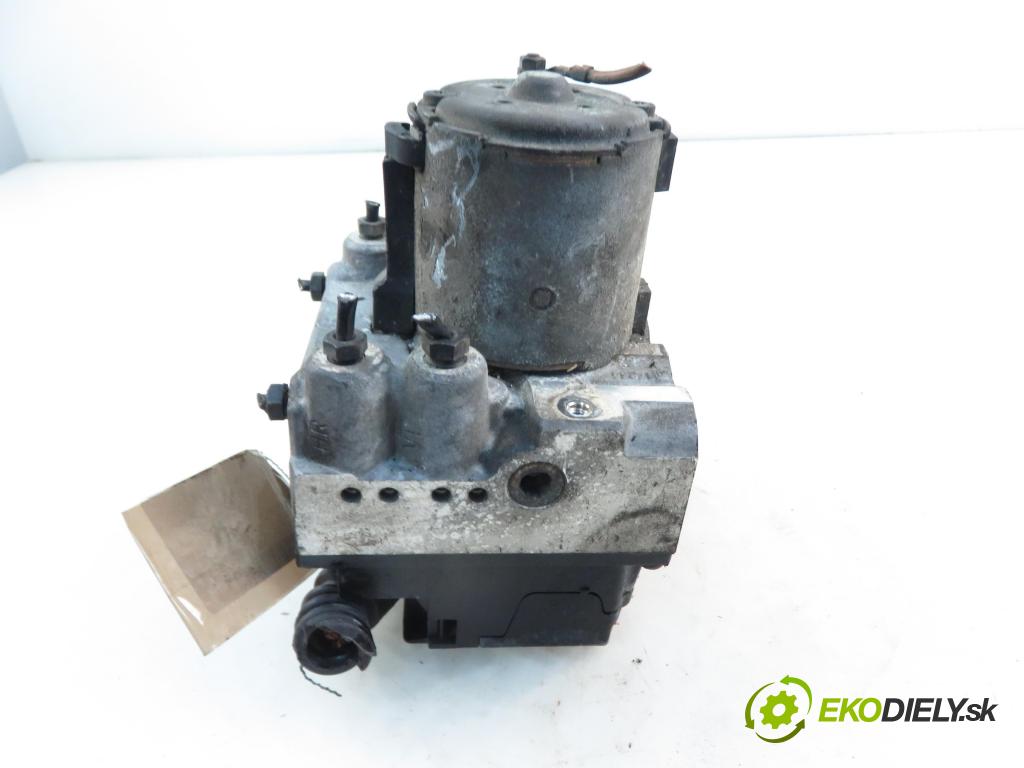 AUDI A4 (8D2, B5) SEDAN 1996 81,00 1.9 TDI 110 - AFN 1896,00 Pumpa ABS 8D0614111F (Pumpy ABS)