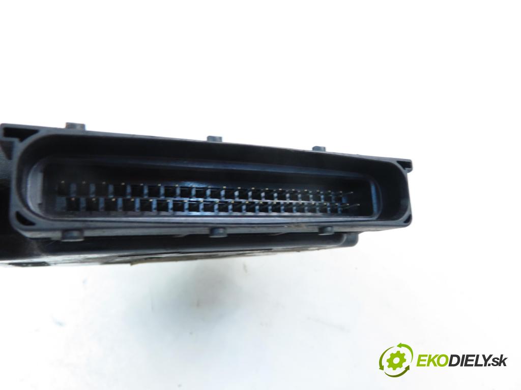 LANCIA LYBRA (839_) SEDAN 2001 96,00 1.8 16V (839AXB1A, 839AXG1A) - 839 A4.000 1747,00 Riadiaca jednotka Motor 46751074