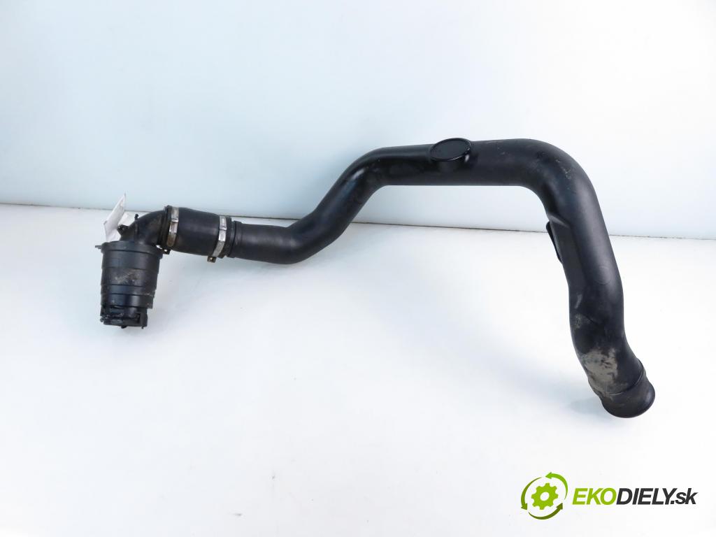 RENAULT MASTER III Skrzynia (FV) FURGON 2011 74,00 2.3 dCi 100 FWD - M9T 676 2298,00 Rúra intercoolera turba 8200730576B ; 8200730589C