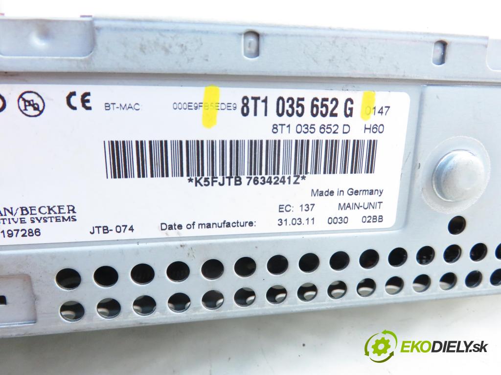 AUDI A4 Avant (8K5, B8) KOMBI 2011 118,00 1.8 TFSI - CDHB 1798,00 CZYTNIK navigace 8T1035652G (Ostatní)