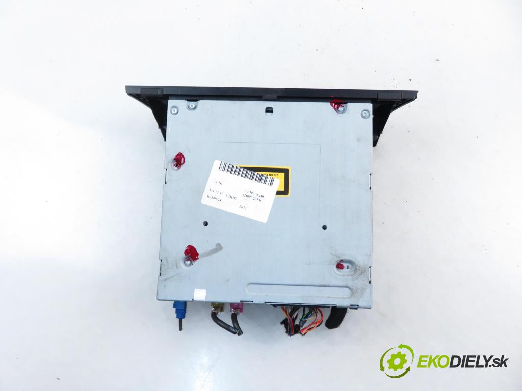 AUDI A4 Avant (8K5, B8) KOMBI 2011 118,00 1.8 TFSI - CDHB 1798,00 CZYTNIK navigace 8T1035652G (Ostatní)