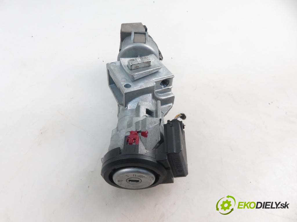 FORD MONDEO IV Turnier (BA7) KOMBI 2009 92,00 1.8 TDCi 125 - QYBA 1753,00 spinačka 3M513F880AD ; 6E5T15607BA (Spínacie skrinky a kľúče)