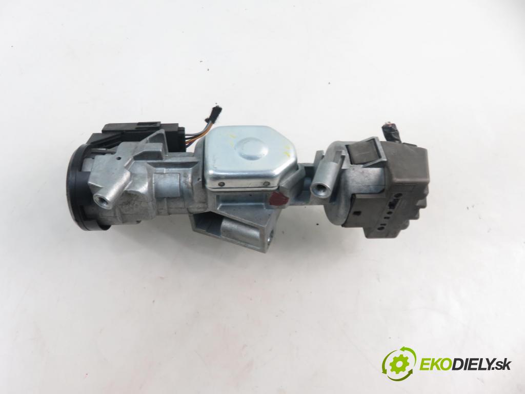 FORD MONDEO IV Turnier (BA7) KOMBI 2009 92,00 1.8 TDCi 125 - QYBA 1753,00 spinačka 3M513F880AD ; 6E5T15607BA (Spínacie skrinky a kľúče)