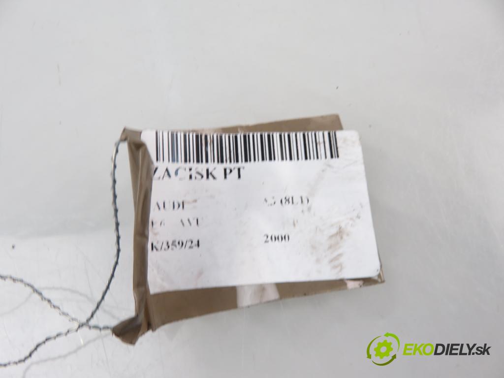 AUDI A3 (8L1) HB 2000 75,00 1.6 - AVU 1595,00 Brzdič strmeň pravé zadné