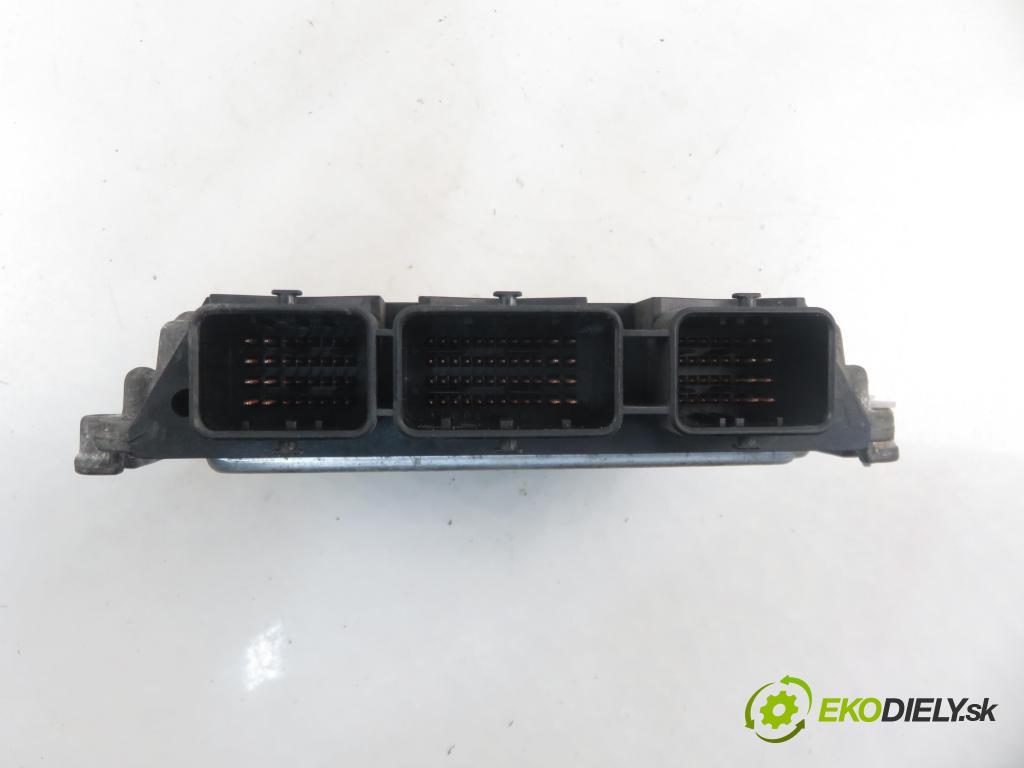 FORD FOCUS II Turnier (DA_, FFS, DS) KOMBI 2004 80,00 1.6 TDCi 109 - G8DB 1560,00 Riadiaca jednotka Motor 4M5112A650KE