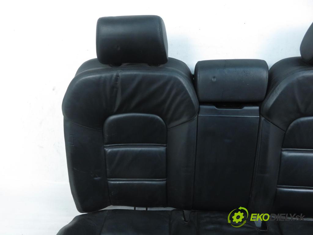 AUDI A8 D3 (4E2, 4E8) SEDAN 2003 246,00 4.2 quattro - BFM 4172,00 Sedadlá, sedačky
