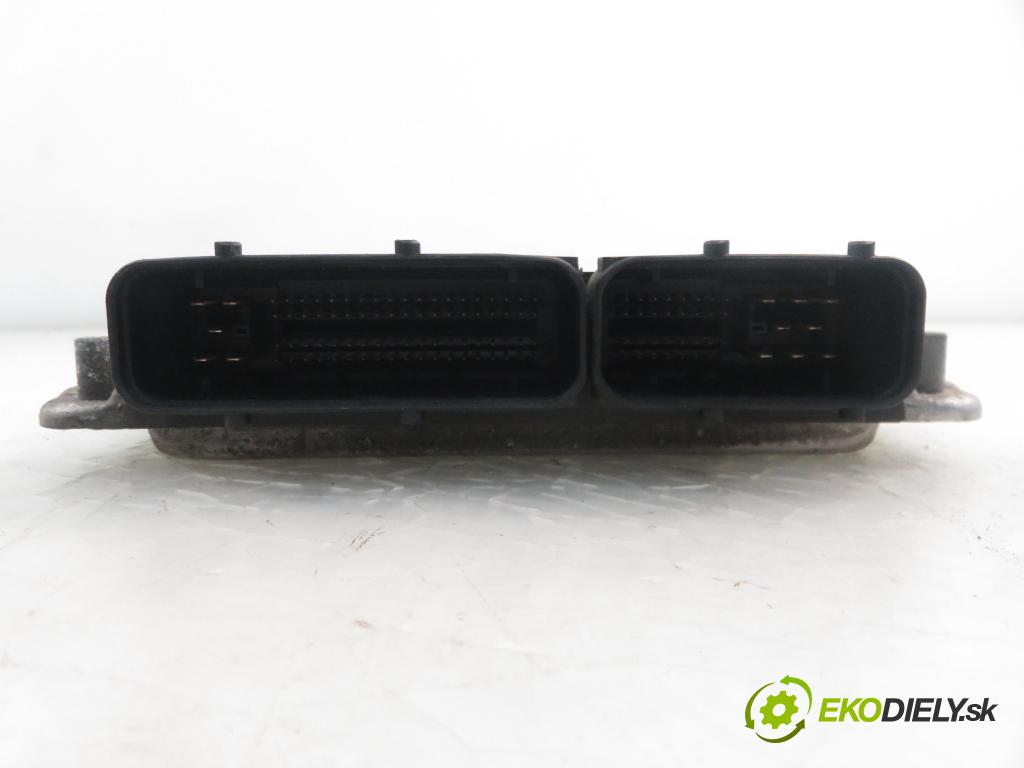 VW GOLF IV Variant (1J5) KOMBI 2000 74,00 1.9 TDI - ATD 1896,00 Riadiaca jednotka Motor 038906019DF ; 0281010497