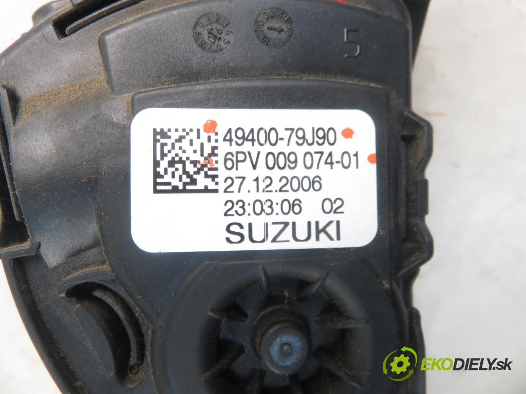 SUZUKI SX4 (EY, GY) CROSSOVER 2007 79,00 1.6 VVT 4x4 (RW 416) 107 - M16A 1586,00 Potenciometer plynového pedálu 4940079J90 ; 6PV00907401 (Pedále)