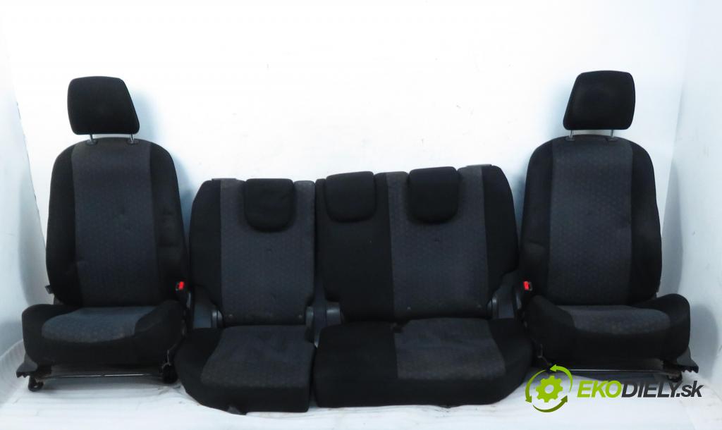 TOYOTA URBAN CRUISER (_P1_) CROSSOVER 2009 66,00 1.4 D-4D 4WD 90 - 1ND-TV 1364,00 Sedadlá, sedačky