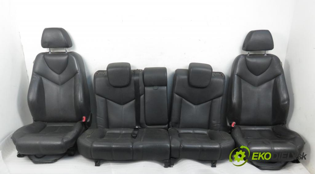 ALFA ROMEO GT (937_) COUPE 2005 121,00 2.0 JTS 165 - 937 A1.000 1970,00 Sedadlá, sedačky