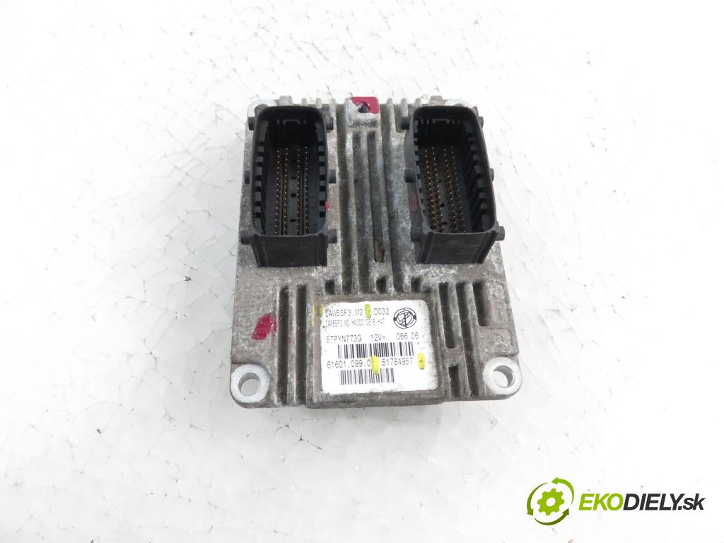 FIAT GRANDE PUNTO (199_) HB 2006 57,00 1.4 - 350 A1.000 1368,00 řídící jednotka motora 51784957 ; IAW5SF3M2