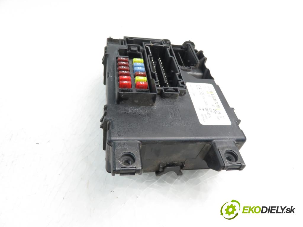 FIAT GRANDE PUNTO (199_) HB 2006 57,00 1.4 - 350 A1.000 1368,00 MODUL BSI 517817570