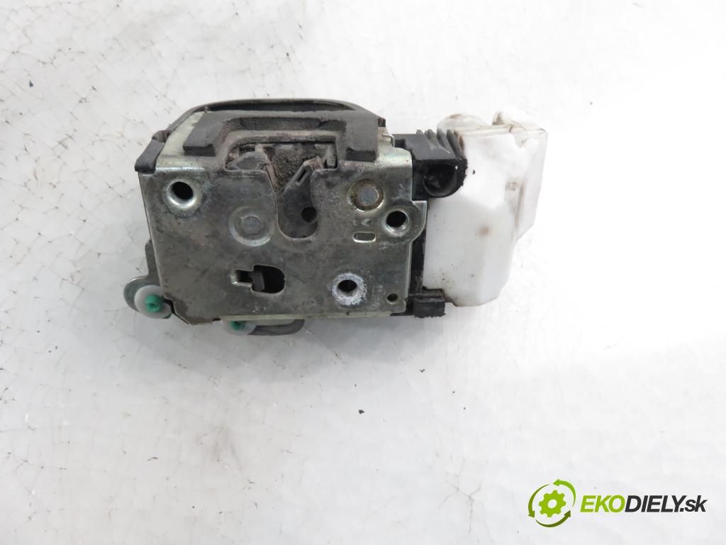 ALFA ROMEO GT (937_) COUPE 2005 121,00 2.0 JTS 165 - 937 A1.000 1970,00 zámok