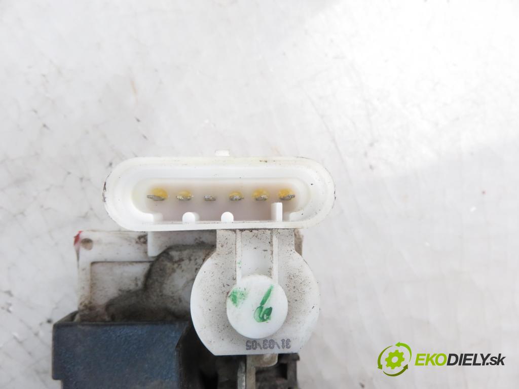 ALFA ROMEO GT (937_) COUPE 2005 121,00 2.0 JTS 165 - 937 A1.000 1970,00 zámok