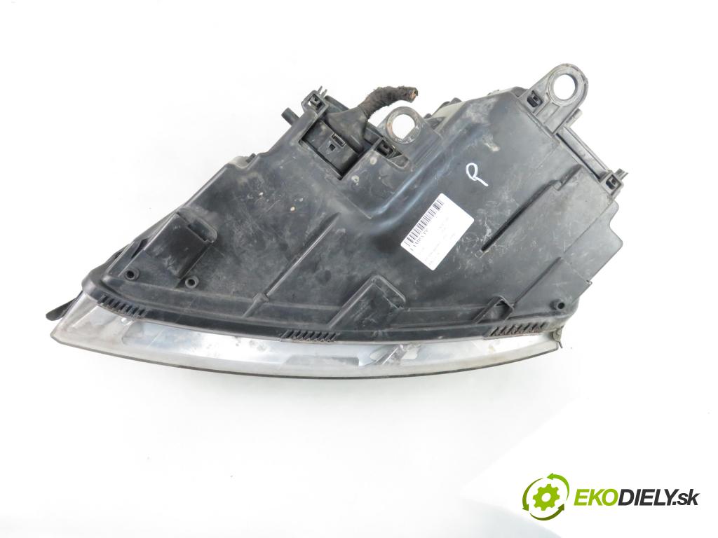 AUDI A8 D3 (4E2, 4E8) SEDAN 2004 202,00 4.0 TDI quattro - ASE 3936,00 Svetlo PP 4E0941030R