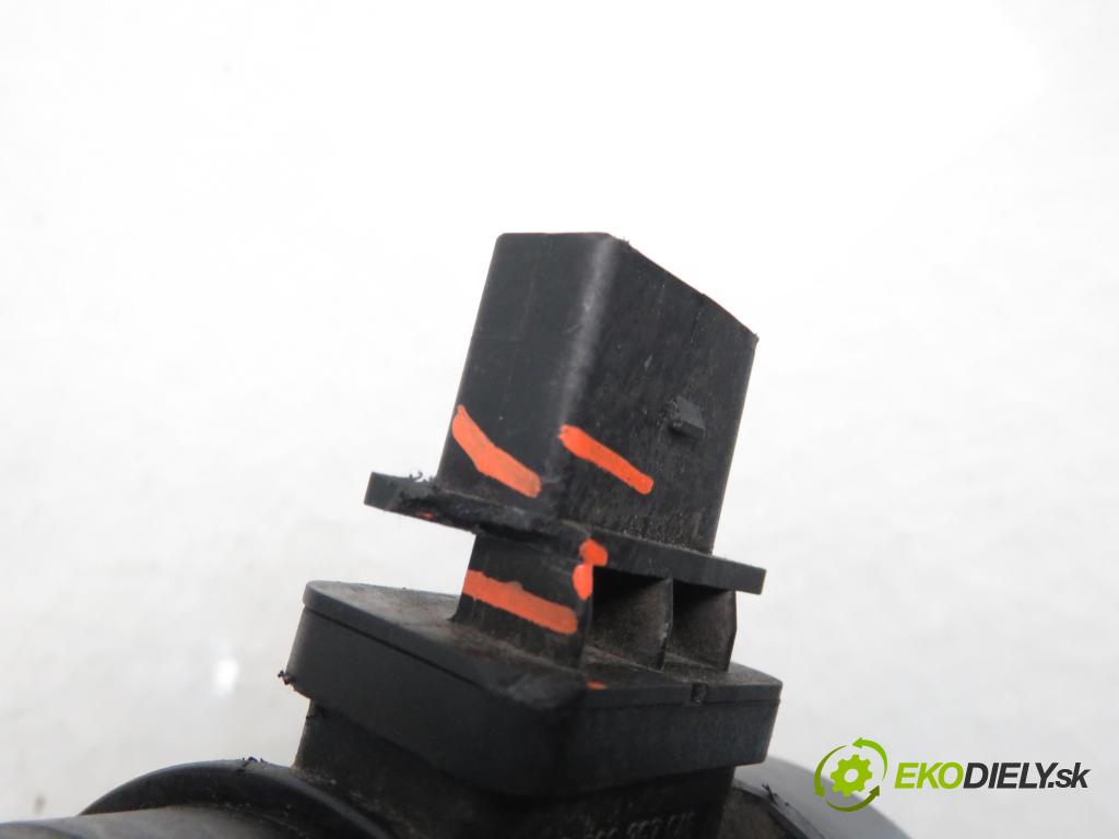 AUDI A4 (8K2, B8) SEDAN 2011 88,00 2.0 TDI - CAGC 1968,00 váha vzduchu vzduchu 0281002735 ; 03G9064610