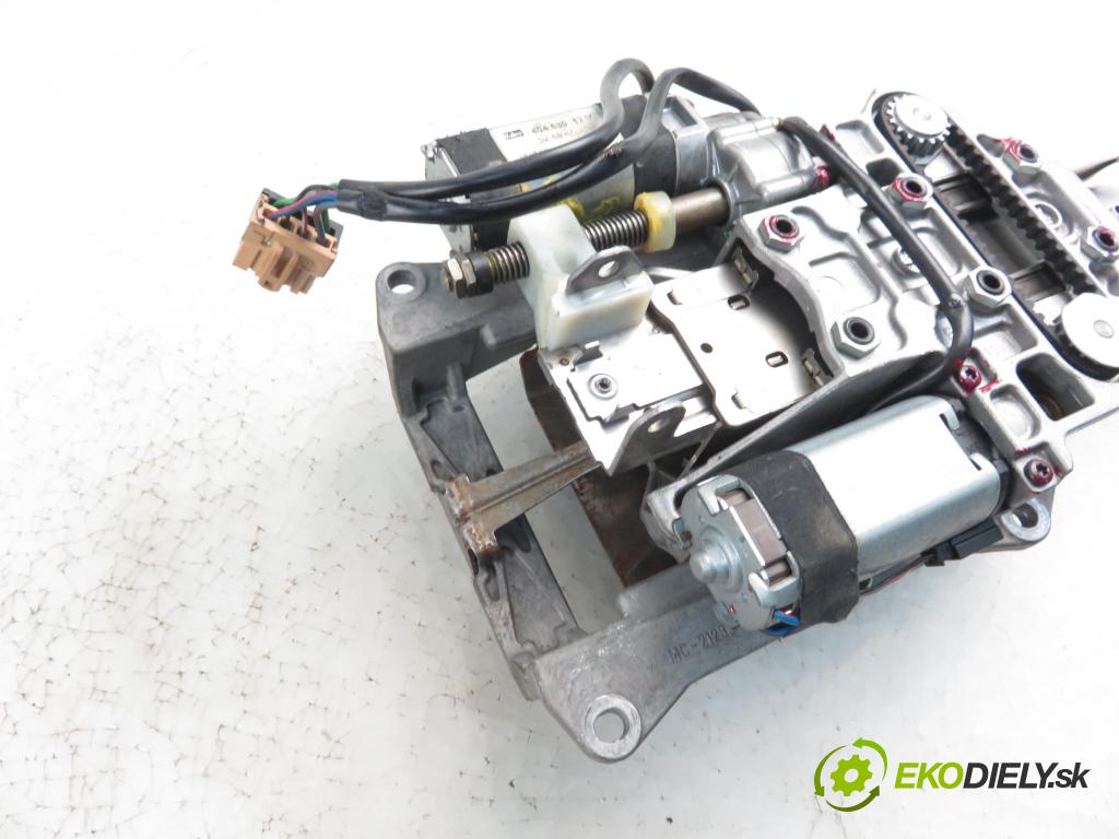 AUDI A8 D3 (4E2, 4E8) SEDAN 2004 202,00 4.0 TDI quattro - ASE 3936,00 Hriadeľ, tyč volantu 4E0419501H (Tyče riadenia (volantu))