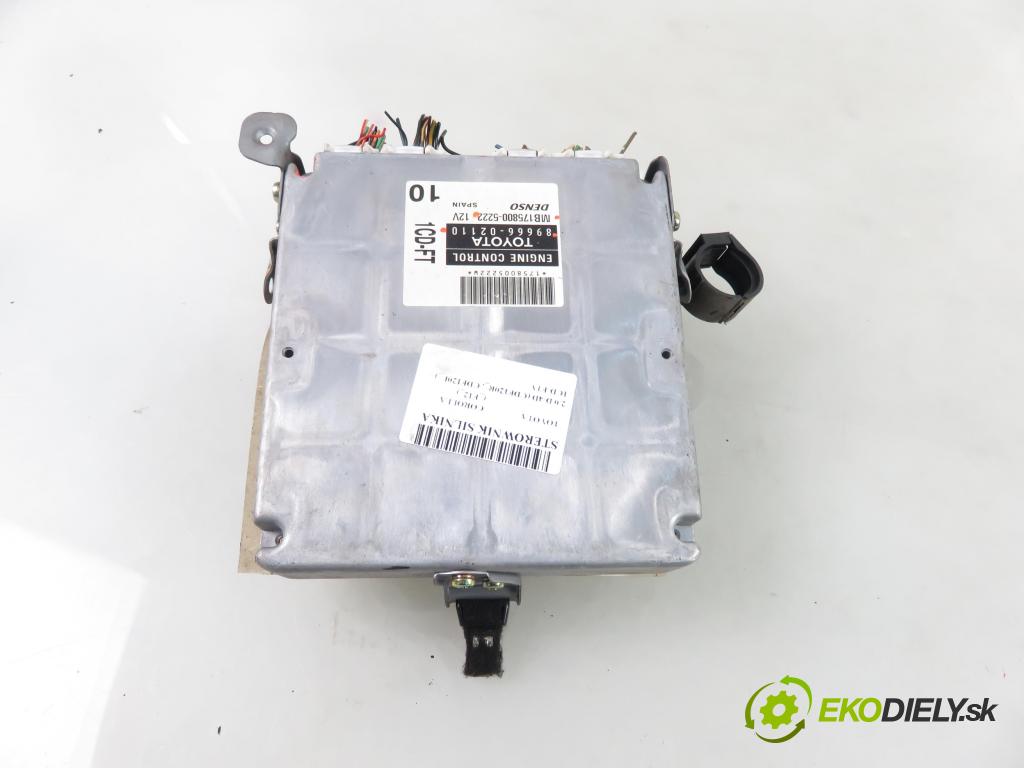 TOYOTA COROLLA (_E12_) HB 2003 66,00 2.0 D-4D 1995,00 Riadiaca jednotka Motor 8966602110 ; MB1758005222