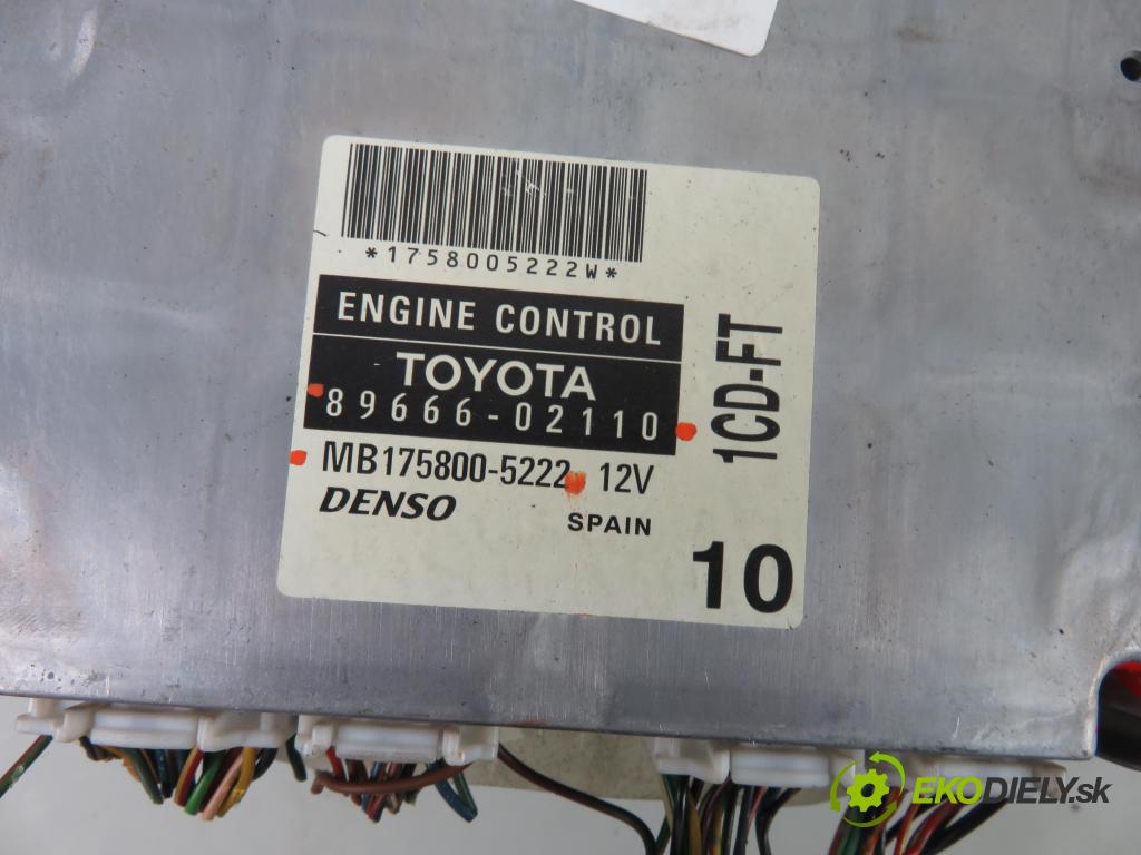 TOYOTA COROLLA (_E12_) HB 2003 66,00 2.0 D-4D 1995,00 Riadiaca jednotka Motor 8966602110 ; MB1758005222