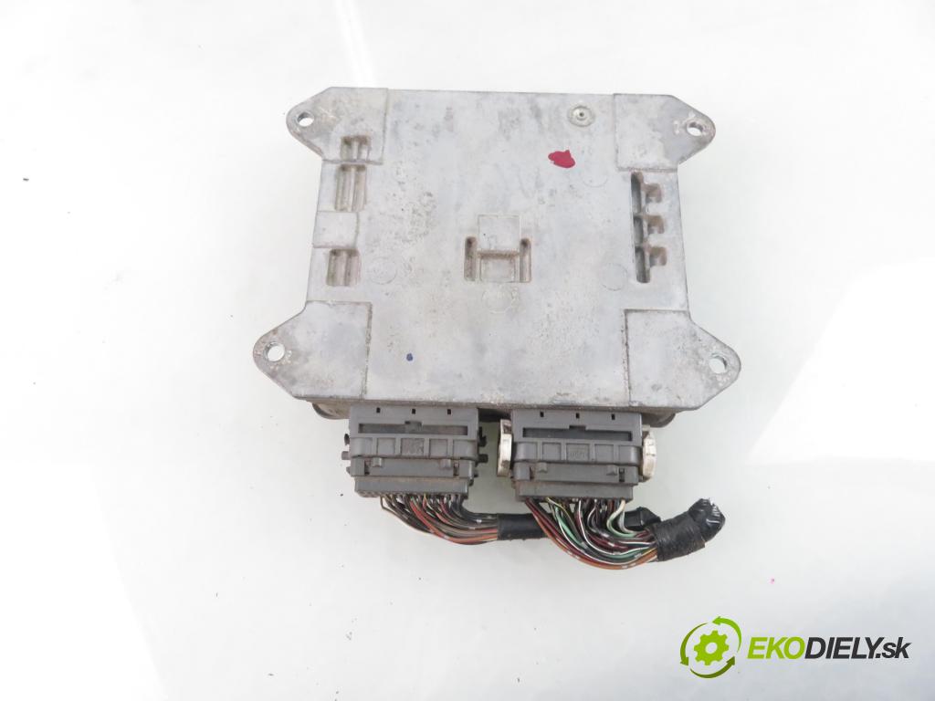 MAZDA 3 (BK) HB 2004 111,00 2.0 150 - LF17 1999,00 Riadiaca jednotka Motor E6T52271H
