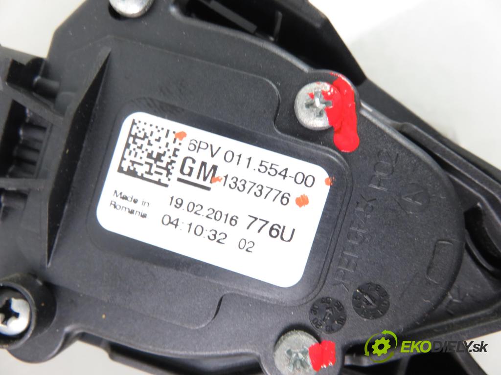 OPEL ASTRA K Sports Tourer KOMBI 2016 81,00 1.6 CDTi - B 16 DTU 1598,00 Potenciometer plynového pedálu 13373776 ; 6PV01155400 (Pedále)