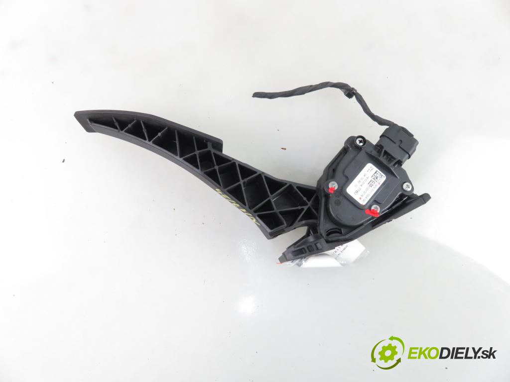 OPEL ASTRA K Sports Tourer KOMBI 2016 81,00 1.6 CDTi - B 16 DTU 1598,00 Potenciometer plynového pedálu 13373776 ; 6PV01155400 (Pedále)