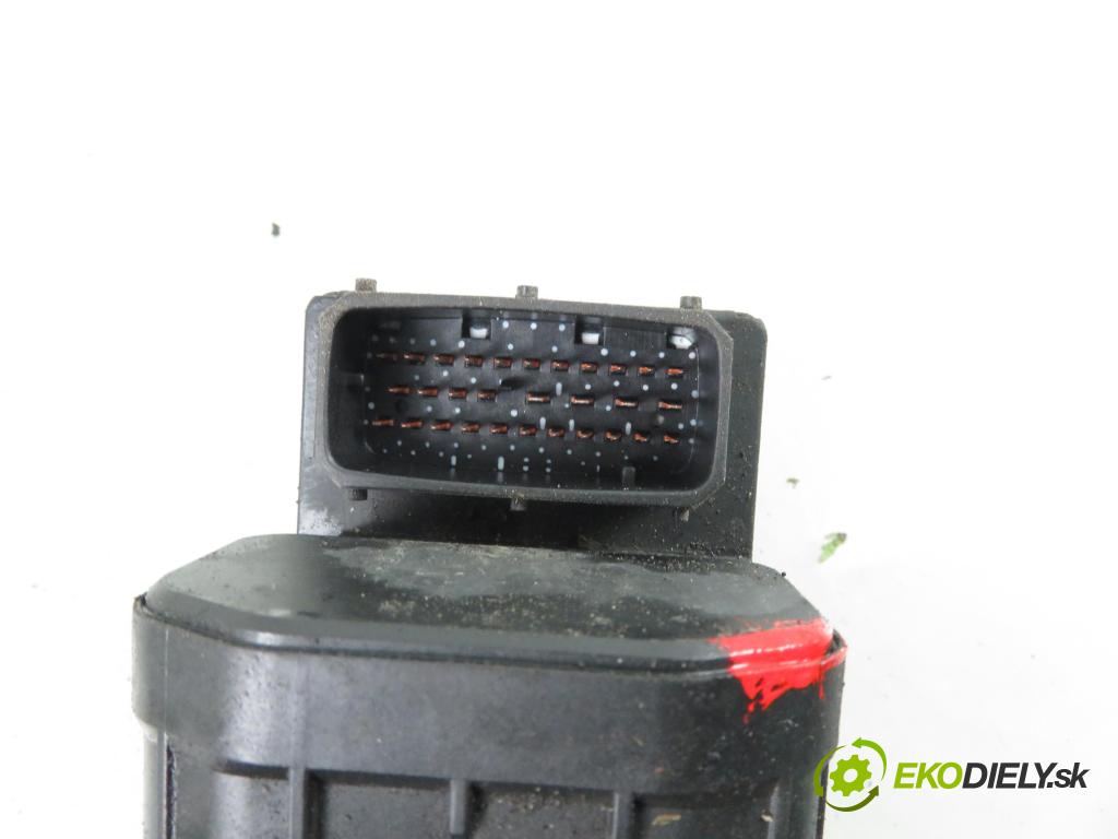 FORD TRANSIT Furgon (FA_ _) FURGON 2000 55,00 2.0 DI (FAE_, FAF_, FAG_) - D3FA 1998,00 Pumpa ABS 0265216672 ; 1C152M110AE (Pumpy ABS)