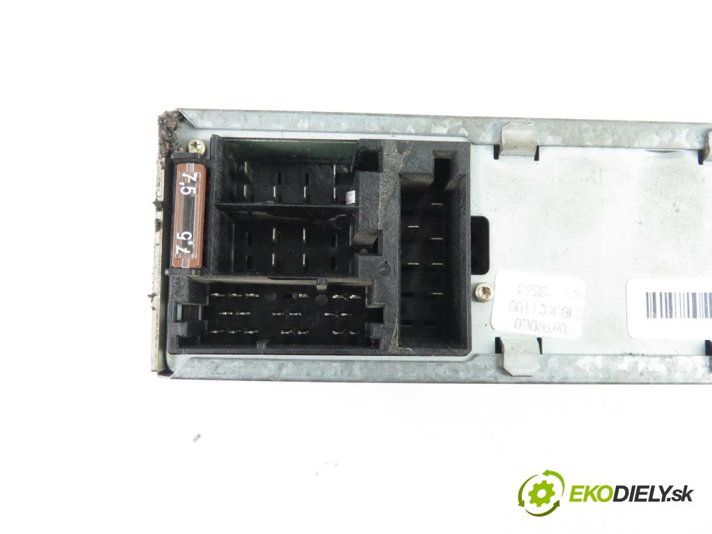 AUDI A4 (8E2, B6) SEDAN 2002 96,00 2.0 20V 130 - ALT 1984,00 RADIO Modul 8E0035152