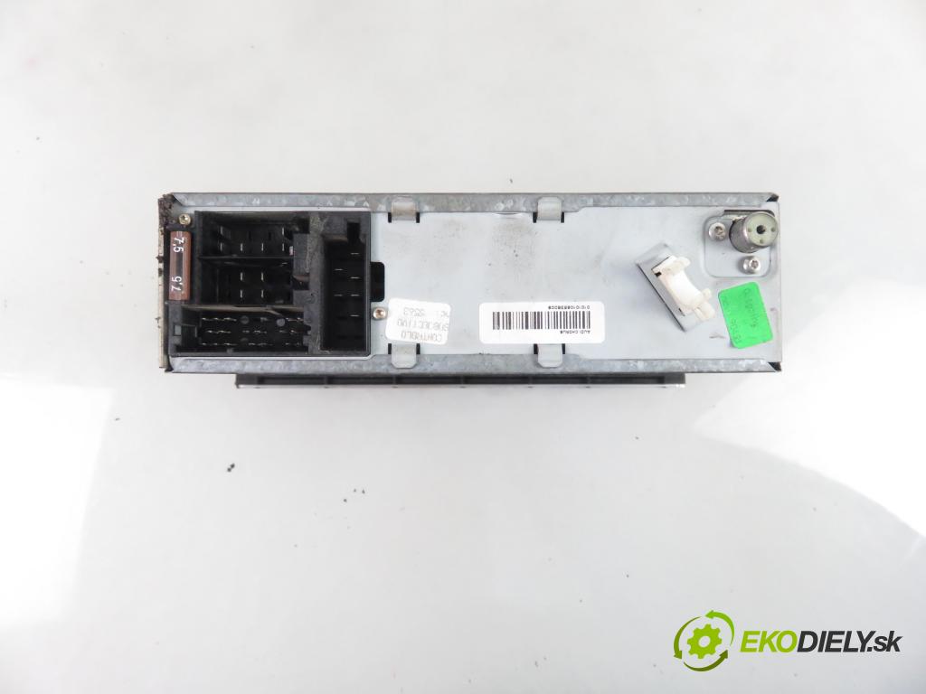 AUDI A4 (8E2, B6) SEDAN 2002 96,00 2.0 20V 130 - ALT 1984,00 RADIO Modul 8E0035152