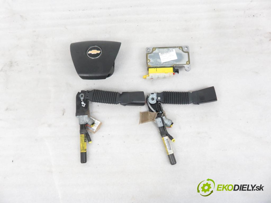 CHEVROLET CAPTIVA (C100, C140) SUV 2007 110,00 2.0 D 4WD 1991,00 palubovka