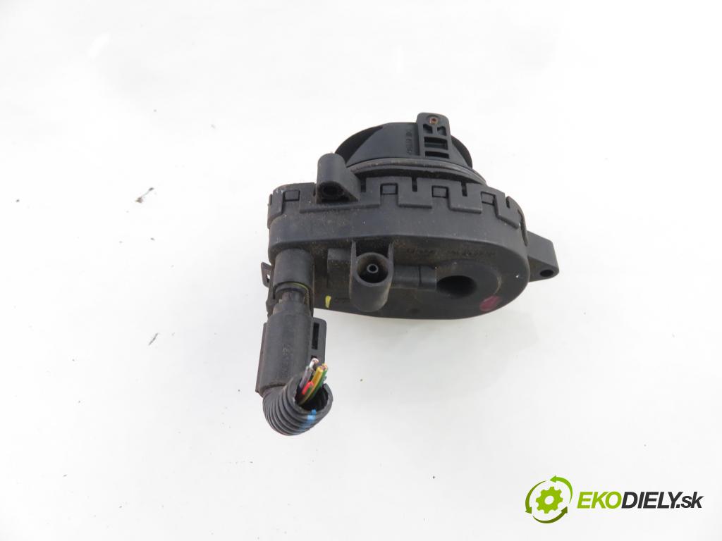 FIAT DOBLO nadwozie wielkoprzestrzenne (MPV) (119_, 223_) FURGON 2003 46,00 1.9 D (223AXB1A) - 223 A6.000 1910,00 váha vzduchu vzduchu 46841547