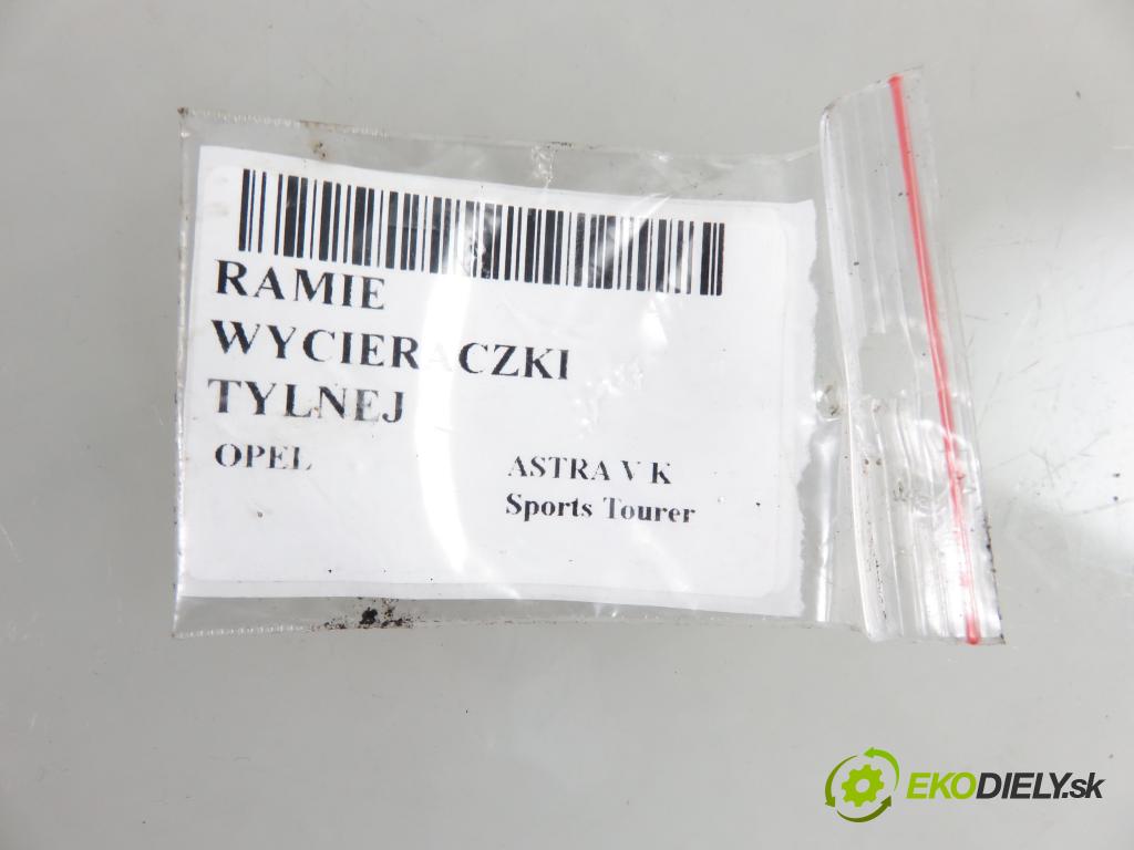 OPEL ASTRA K Sports Tourer KOMBI 2016 81,00 1.6 CDTi - B 16 DTU 1598,00 RAMENO: stierače zadnej