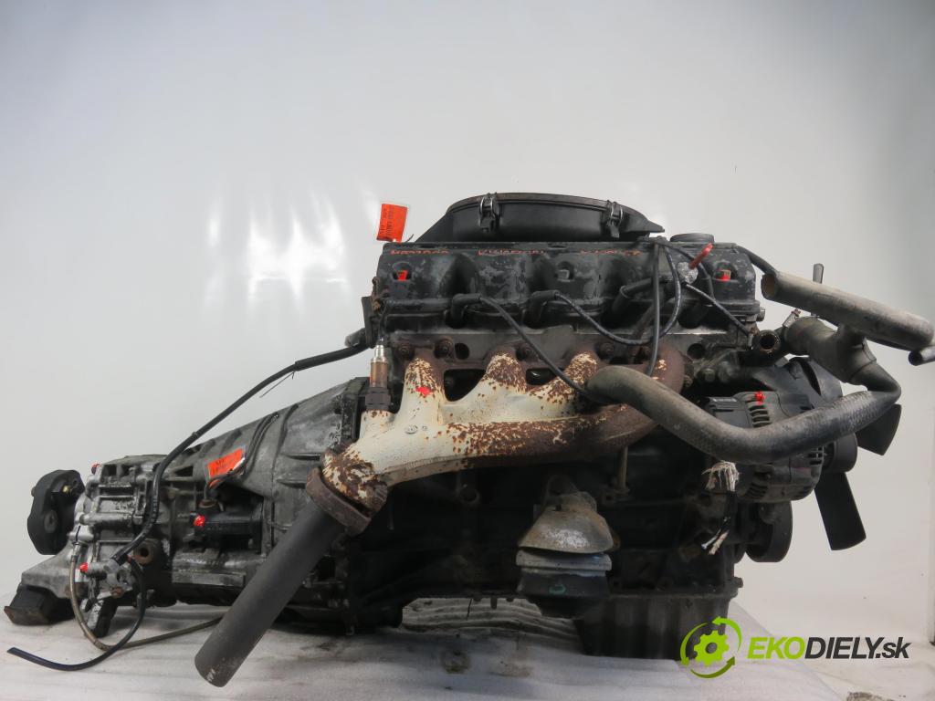 MERCEDES-BENZ Sedan (W124) SEDAN 1989 87,00 200 E (124.021) - M 102.963 1996,00 Motor benz. M102963 ; M 102963 ; 102963