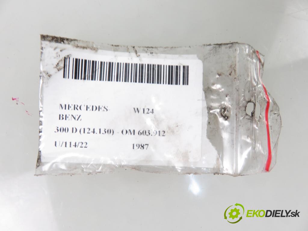 MERCEDES-BENZ Sedan (W124) SEDAN 1987 80,00 300 D (124.130) - OM 603.912 2996,00 potrubí VYČERPAT: 6031420702 (Výfukové potrubí)
