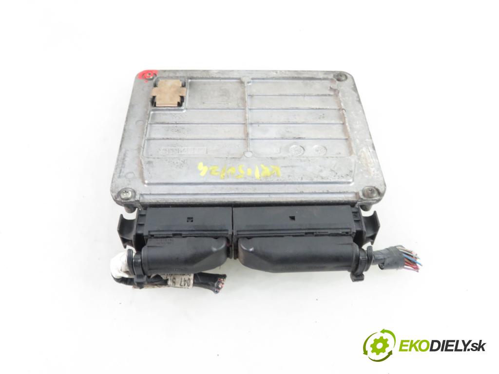 SKODA FABIA I (6Y2) HB 2001 44,00 1.4 MPi 60 - AZE 1397,00 Riadiaca jednotka Motor 047906033D ; 5WP4420109