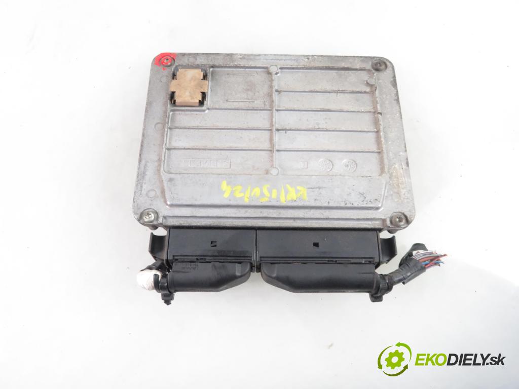 SKODA FABIA I (6Y2) HB 2001 44,00 1.4 MPi 60 - AZE 1397,00 Riadiaca jednotka Motor 047906033D ; 5WP4420109