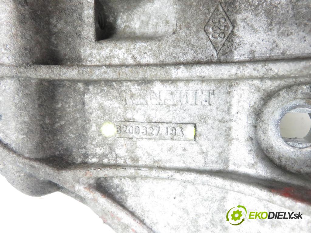 RENAULT MEGANE II (BM0/1_, CM0/1_) HB 2004 60,00 1.5 dCi 82 - K9K 722 1461,00 Uchytenie alternátora 8200327134