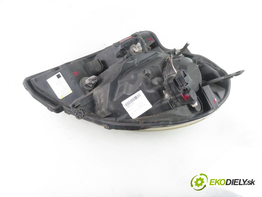 RENAULT KANGOO Express II (FW0/1_) FURGON 2010 50,00 1.5 dCi 70 - K9K 800 1461,00 Svetlo LP 260603401R