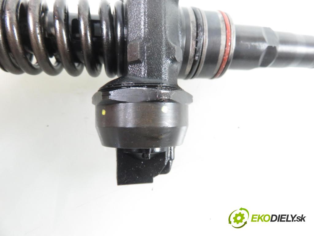 VW SHARAN (7M8, 7M9, 7M6) MINIVAN 2001 85,00 1.9 TDI PD 115 - AUY 1896,00 Vstrekovač 038130073AK ; 0414720038 (Vstrekovače)