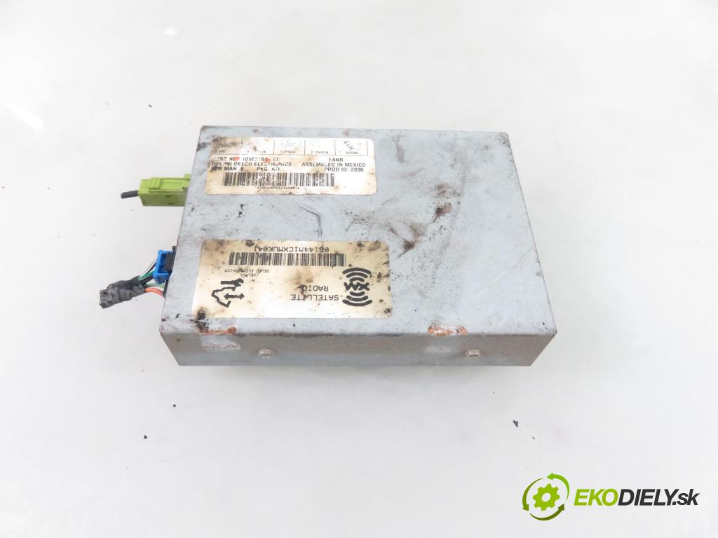 HUMMER HUMMER H2 SUV 2006 249,00 6.0 AWD - LQ4 5967,00 Zosilňovač Antenní: 10367164 (Zosilňovače)